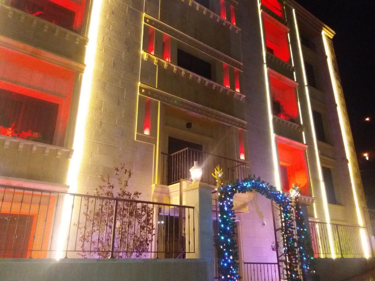 Green Lake Hotel - Jezzîne Exteriör bild