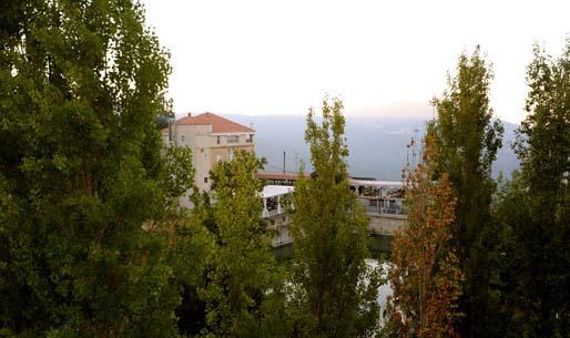 Green Lake Hotel - Jezzîne Exteriör bild
