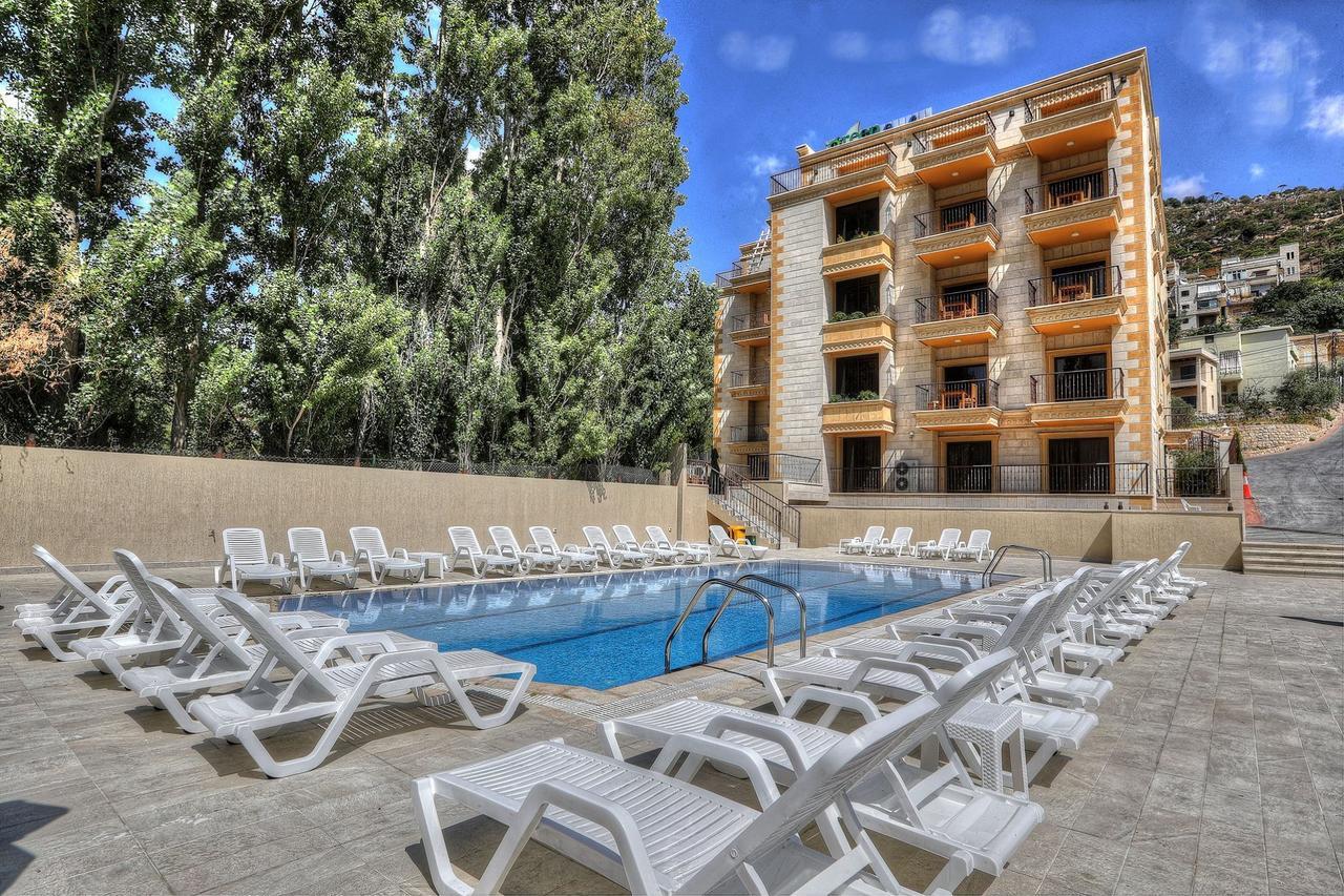 Green Lake Hotel - Jezzîne Exteriör bild